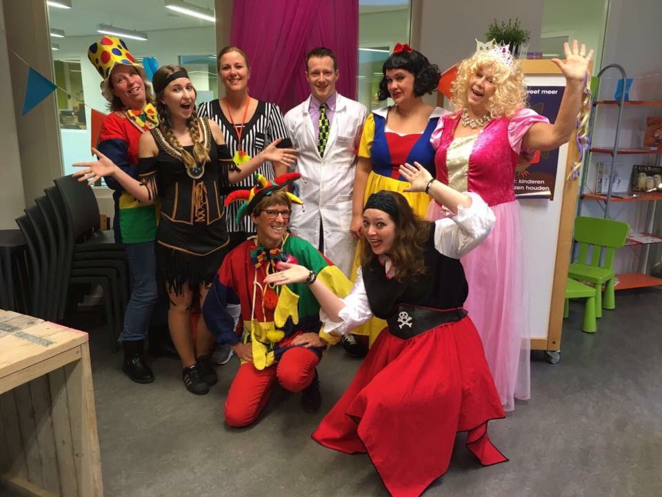 ALAAAFFFFF!Wij wensen iedereen een heel fijne carnaval &amp; vakantie toe