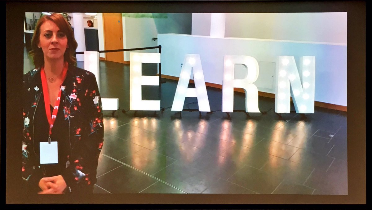 StJoesC's tweet photo. Mrs Quinn assisting @iGael1 in Green Screen training at #ilearn2017 #fabapps #immersiveexperiences @iteach_uk https://t.co/tLKq5iOtoF