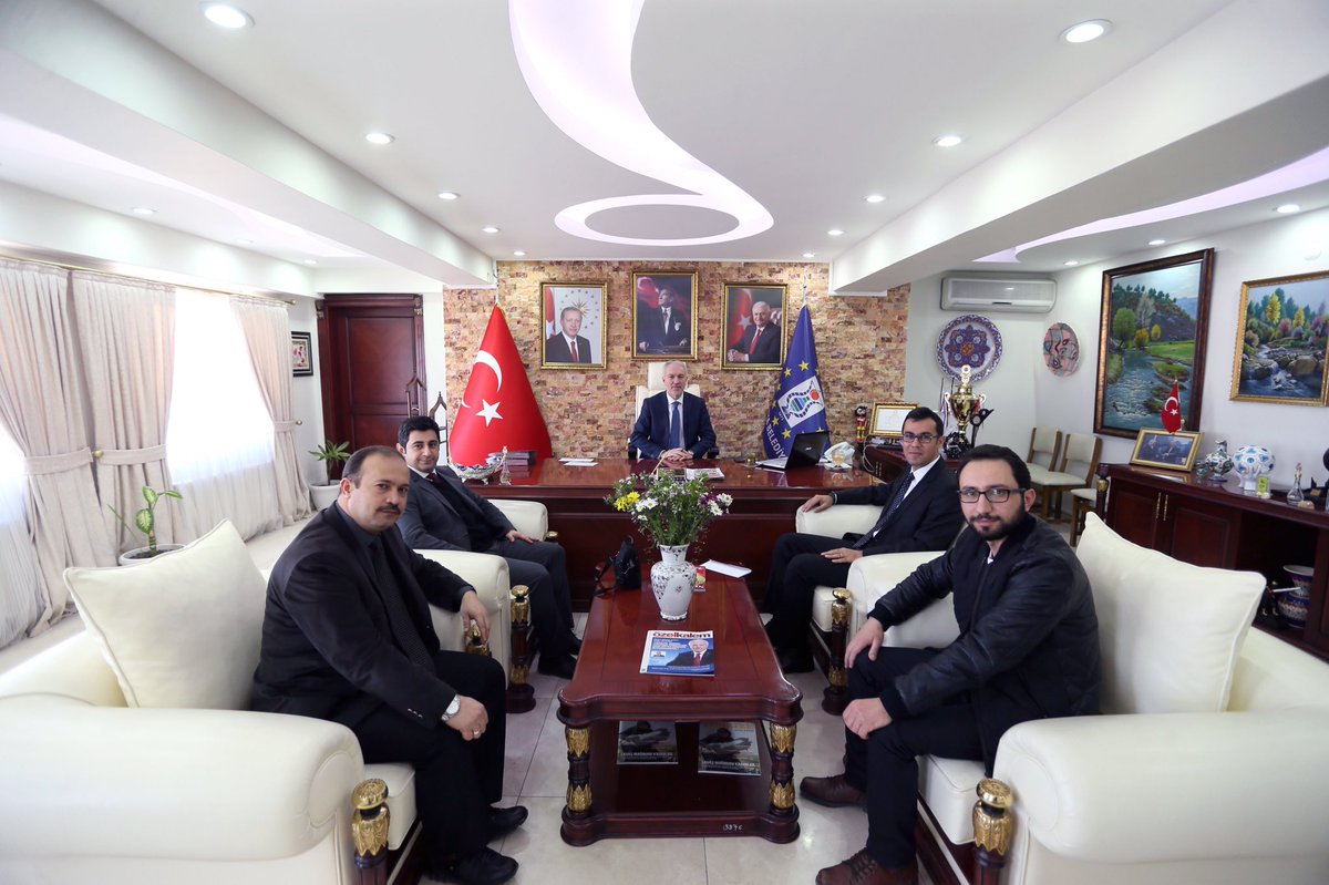 gulerenes's tweet photo. GLOKAL EDİM Düşünce Kuruluşundan Kütahya Belediye Başkanı @ksaracoglu43 'na ziyaret. #gedim https://t.co/RzNChjs2pp