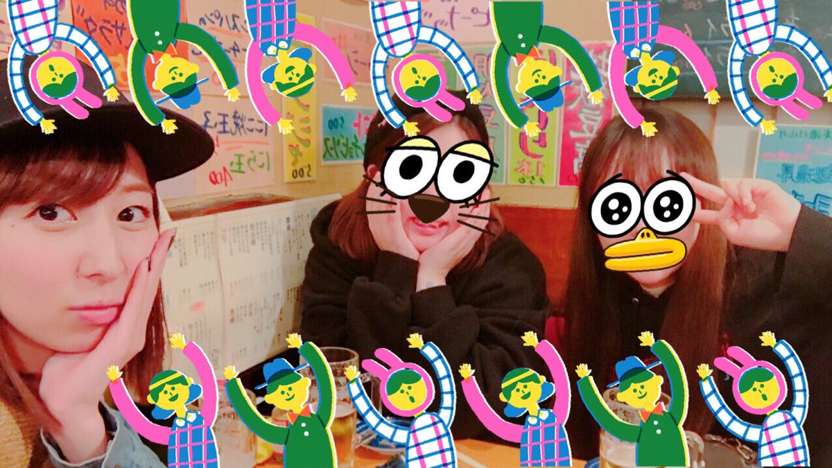 rippialoha's tweet photo. 海外からお友達が来てて
色々なところ連れて行ったのだけど、
一蘭と銀だこで一生懸命写真撮ってて
とってもかわいかった🤳❤️笑 https://t.co/c35XLqeemB