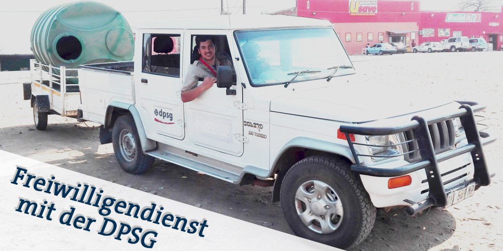 dpsg's tweet photo. #Wassertanks für Schulen - was Jurian als #Freiwilliger in #Südafrika erlebt, lest ihr hier: https://t.co/Y2OOwrTSIz #dpsg #weltwaerts https://t.co/vw3mii8CoP