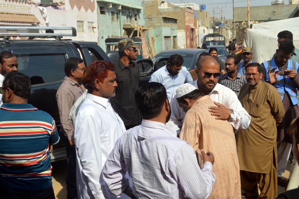 SAmmarAbbasN's tweet photo. #DMC Central Chairman @MRehanHashmi visit #UC09,10 Green belt 5L #New_Karachi @DMCCENTRALINFO @DMCCentralYouth @s4shaharyar @faisalsubzwari https://t.co/TXlxrSeNP8