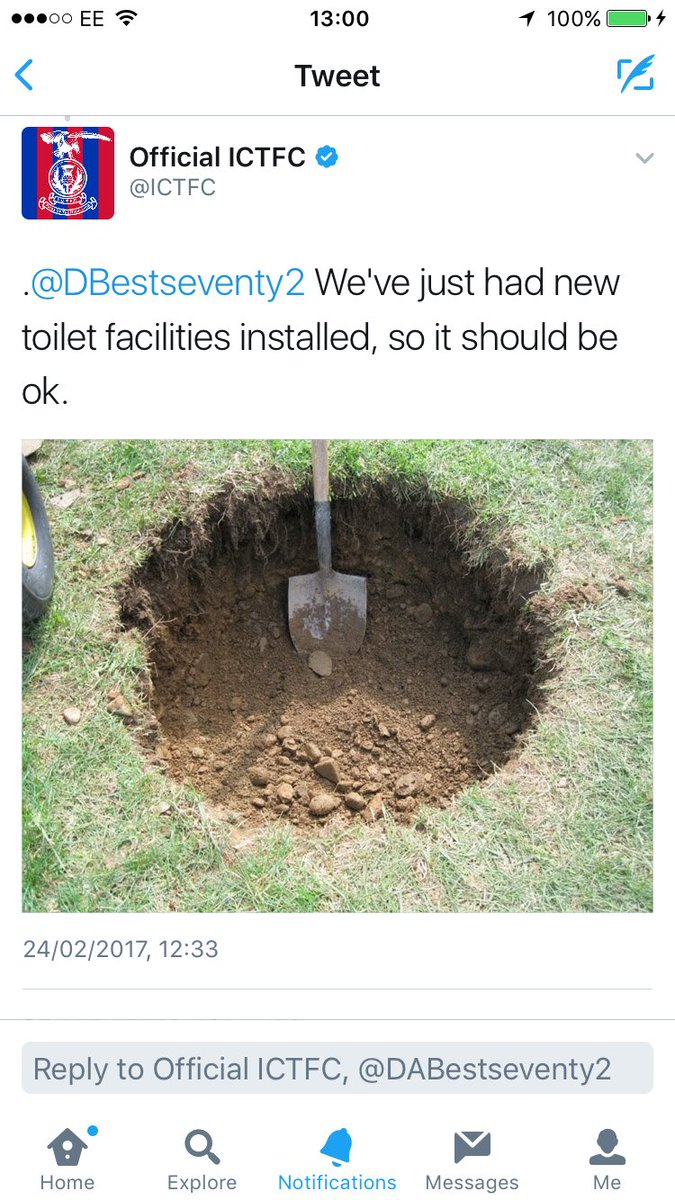 wee_kezza's tweet image. The away support toilets for this even 😂😂 #HappyDumpDay lol