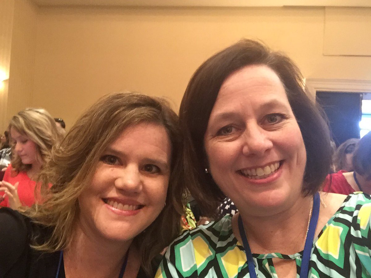 stacianuessle's tweet photo. Let's get this party started @scirareads!  #teamscira2017 #literacy #friendslearntogether https://t.co/ssUvq9v6N7