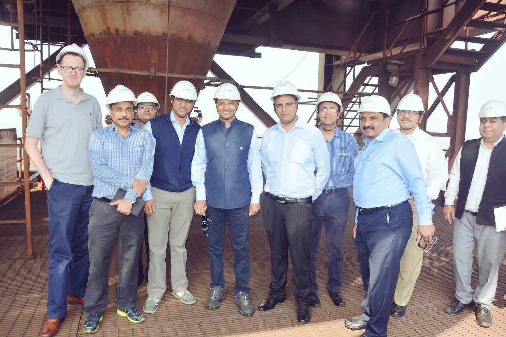 JindalSteel_In's tweet photo. Our chairman @MPNaveenJindal interacting with employees during his visit to our #Angul #Steel plant today https://t.co/QzUMrUSptj