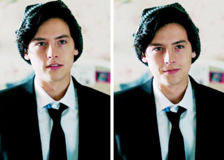 dark_rivi's tweet image. И тут я умерла 😻😻😻
#Riverdale #Colesprouse
