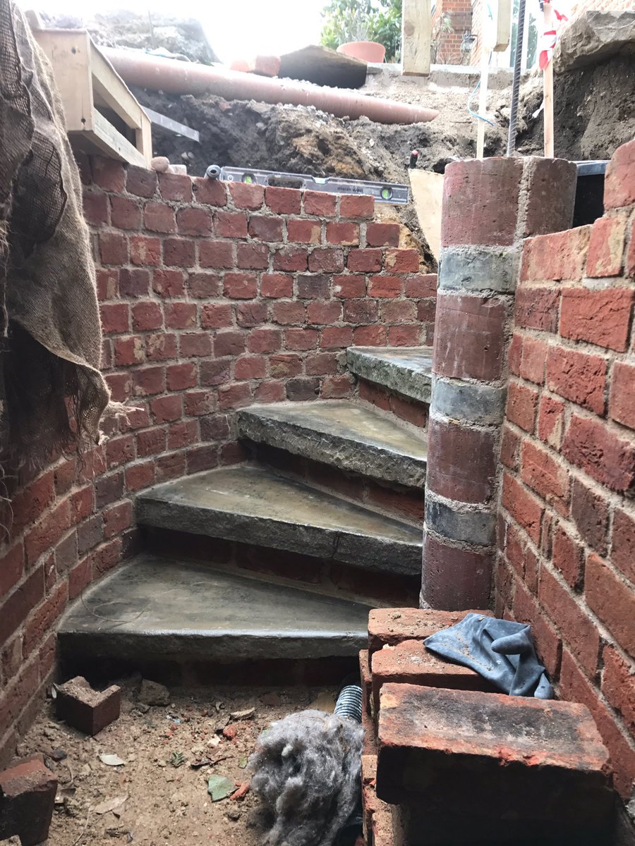 ltd_rjm's tweet photo. Bestoke spiral staircase leading down to Ice house https://t.co/vlxeVVJitU