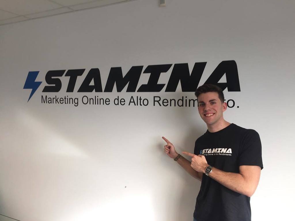 StaminaMkt's tweet photo. El #STAMINATeam sigue creciendo ⚡️
Se incorpora al team Jorge 👨‍💻 lleva con nosotros menos de un mes y ya está deja… https://t.co/QXLgulrtoL