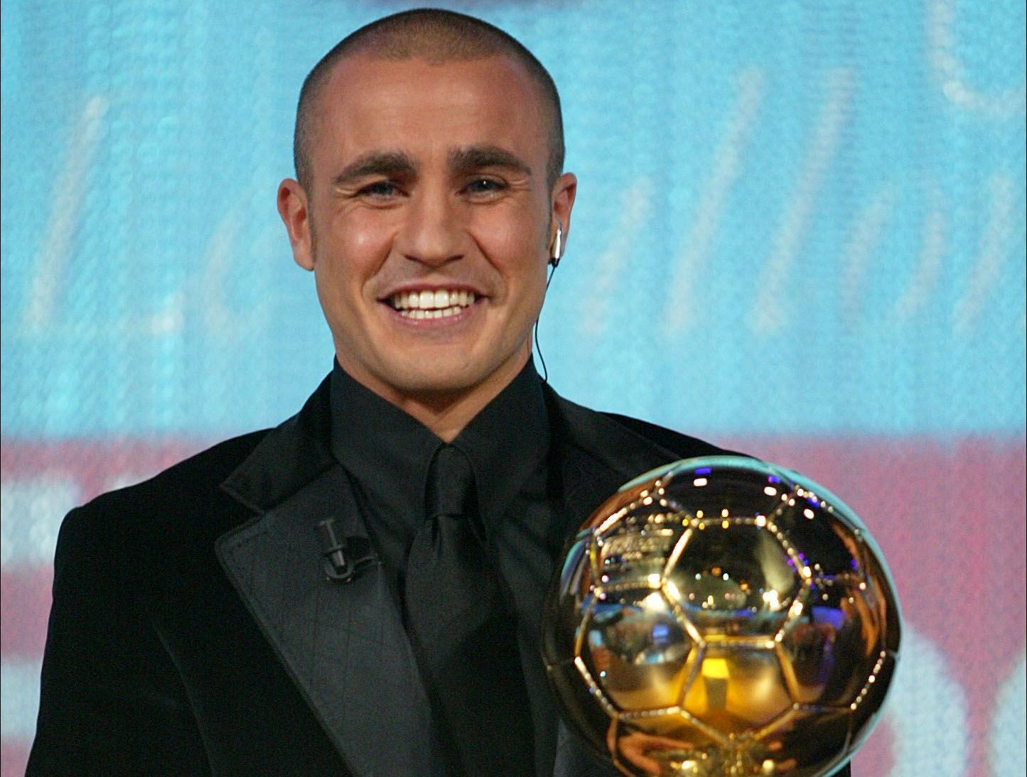 10 Pemenang Ballon d'Or Kontroversial, Layak atau Tidak? - C5c2UvnWQAAqt b 10 Pemenang Ballon d'Or Kontroversial, Layak atau Tidak? - C5c2UvnWQAAqt b