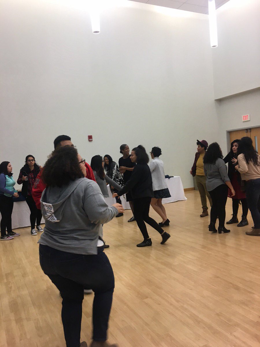 The Kickoff was amazing! We had good food, incredible preformances, a great disscussion on AfroLatinx's...and of course some dancing 💃🏾