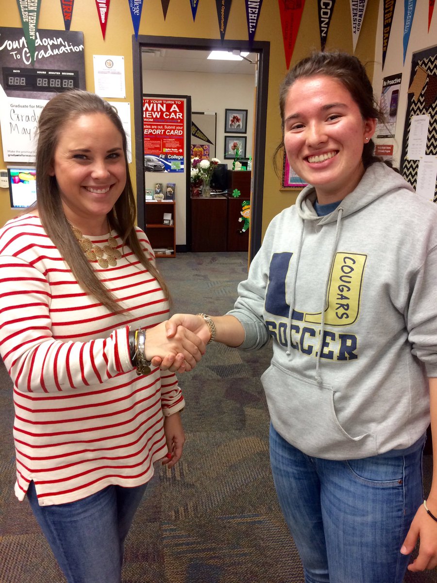 Veronica tweet media