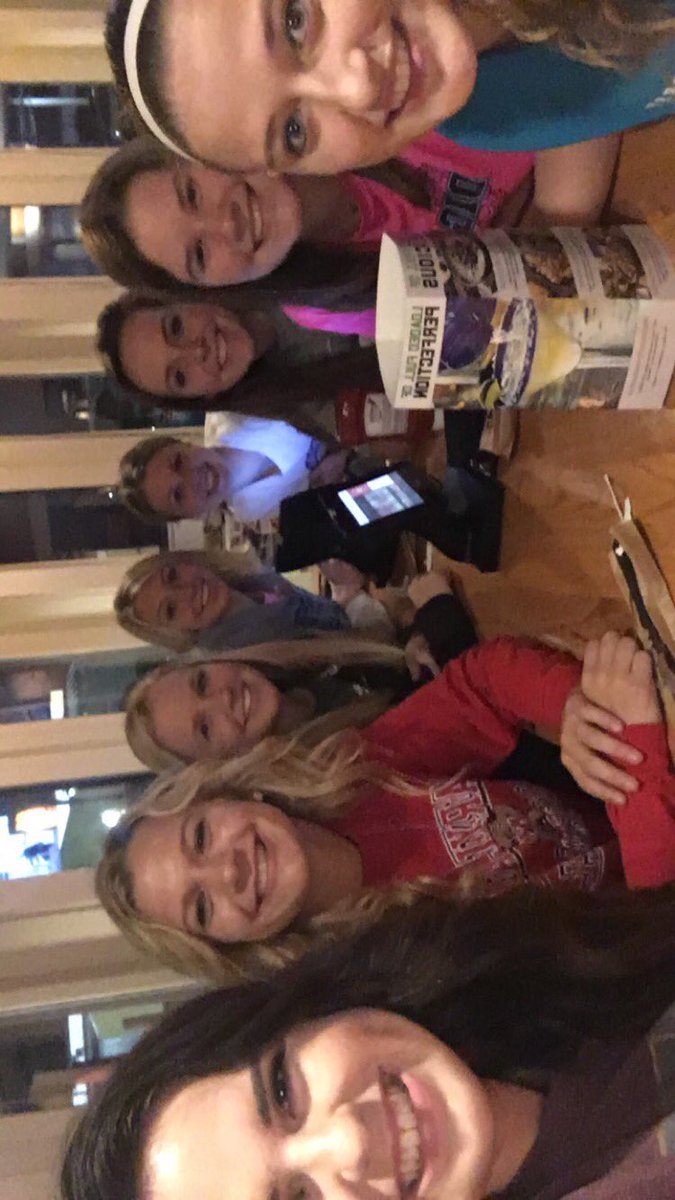 _jbaird6's tweet photo. Shoutout to my girls for being REGIONAL bound!!! 😍😍😍 y'all deserve it :) good luck tonight babes 💗 @ghoegger @BlaireSchreiber https://t.co/N7qdSJTmHQ