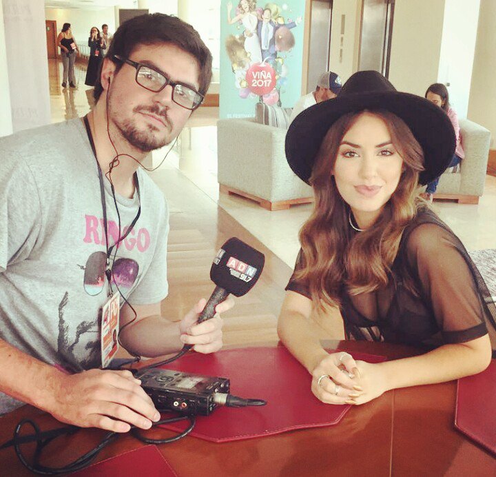 adnradiochile's tweet photo. AUDIO | @laliespos: "Tengo una banda muy rockera que van a ver el sábado cómo hace sonar el pop en vivo" #VIÑAxADN https://t.co/tfZGXdxVqR https://t.co/eLsZT11o57