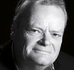 "Wat als Trump z'n zin krijgt en de piketpaaltjes verzet? Dondert de wereldeconomie in elkaar?" Lees Erwin's column: ow.ly/f3UU309iklC