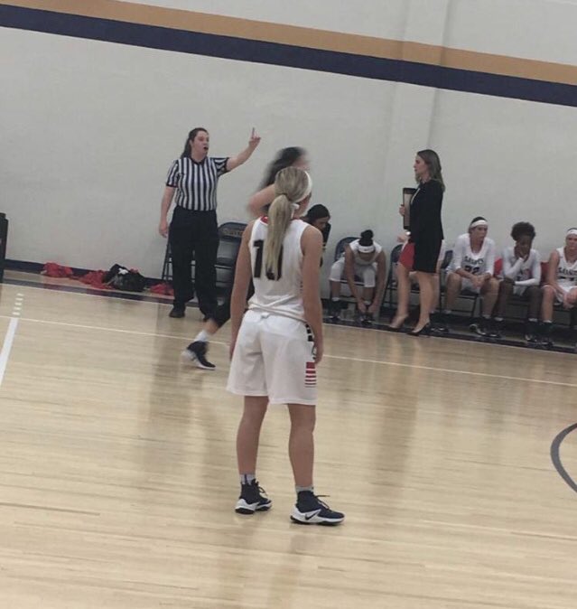 morganfletch_'s tweet photo. Why didn't anyone tell me my tag was out?!?? #gameday #3tka #strokeit #bounceback #ks #kth #icantsayallofthembcitsourbusiness https://t.co/19LyjRIcyi