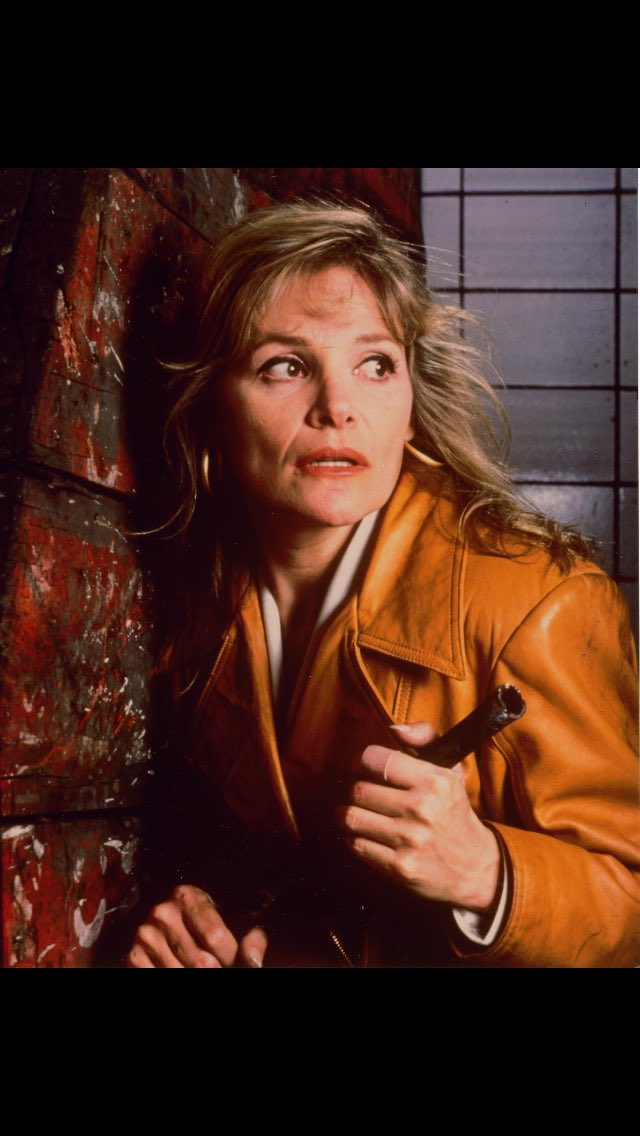 Happy birthday Helen Shaver (1951). 