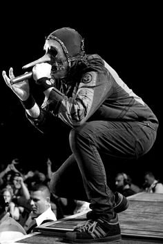 Happy fucking birthday to my favorite menber. Chris Fehn   . 