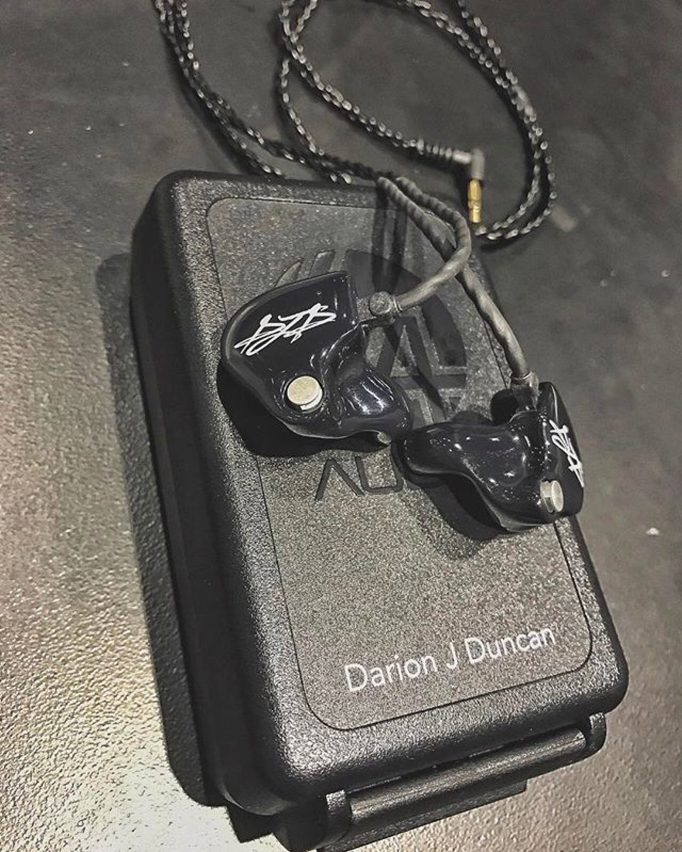 64audio's tweet photo. Welcome to the fam @darionduncan So happy to be a @64audio artist! Huge shoutout to my artist rep @natlawrence09 #64audioartist #64audio https://t.co/3ViJYFIZgi