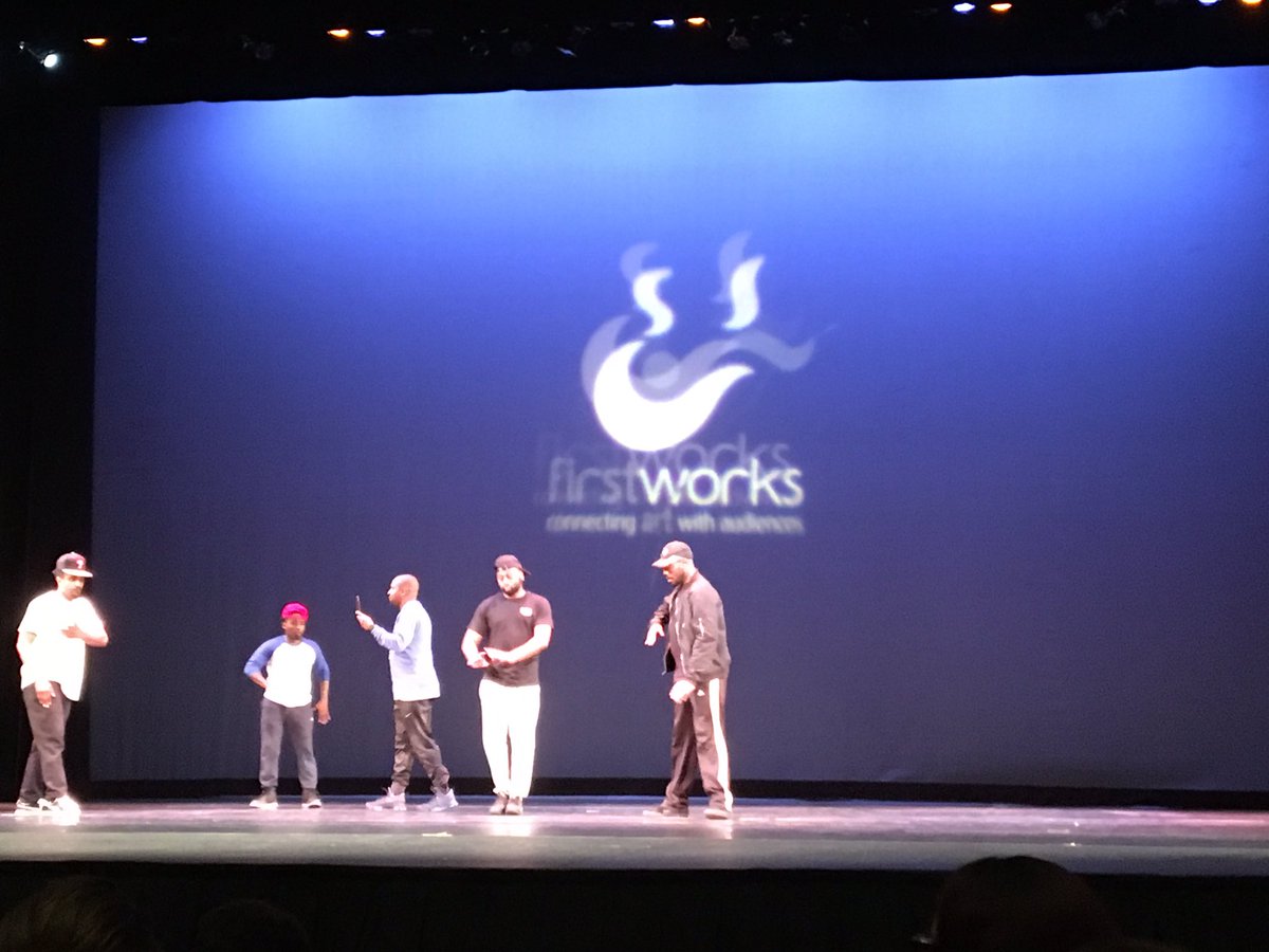 ClipperDance's tweet photo. Ready to watch #puremovement #WeLoveDance #BlackHistoryMonth @gobluechs https://t.co/PbR2wLDbeC