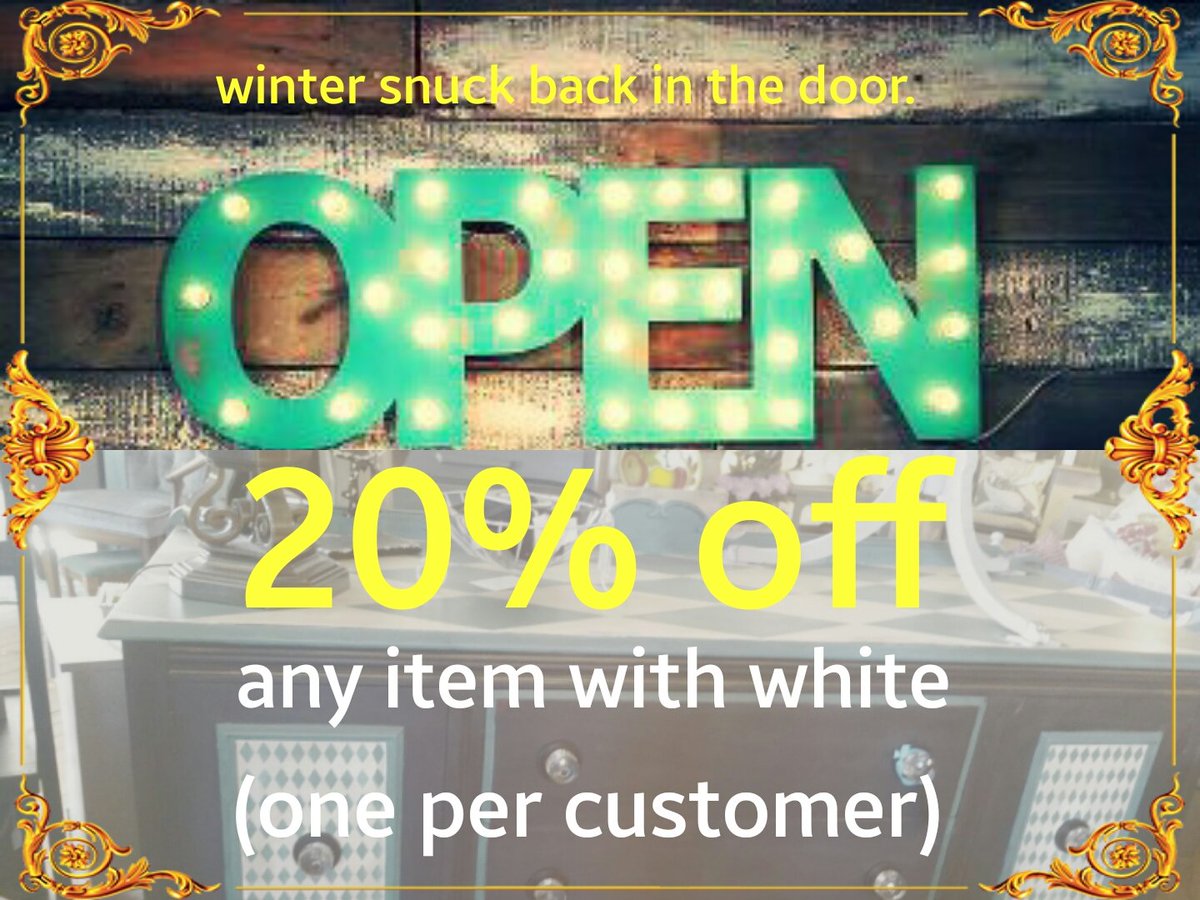 Flipkansascity's tweet photo. Flip is open Friday & Saturday 10-4! 300 Oak St. #shopbonner https://t.co/m4kdlGDvjy