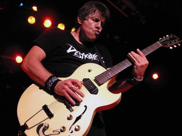 Happy birthday George Thorogood! 