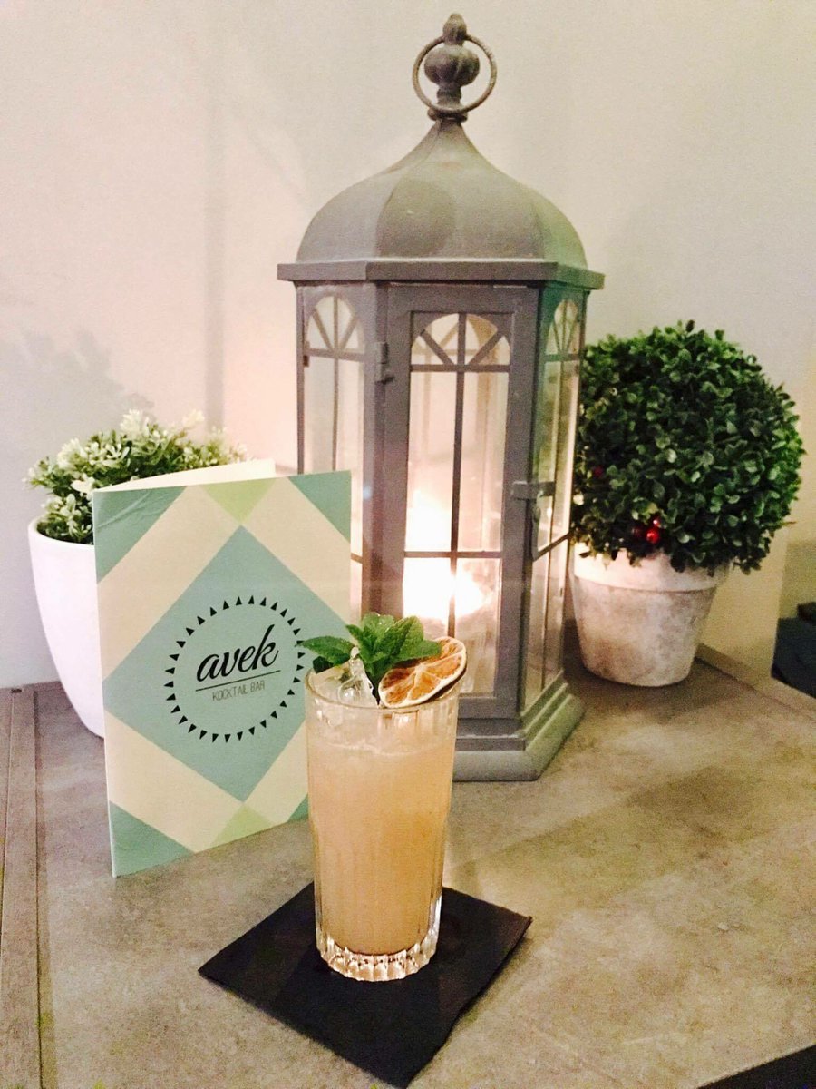 Le #cocktail au @avekbar par #FrançoisXavierSanchiz &amp; #MateuszStanisław #LaytøuBrańka #Mezcal #Tequila #cocktailporn @AutourdelAgave