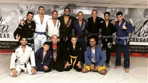 BossLanus's tweet image. ¡Veni a probar las clases de #BJJ! || Consultá días y horarios ACÁ 👉🏻 buff.ly/2lODkSI