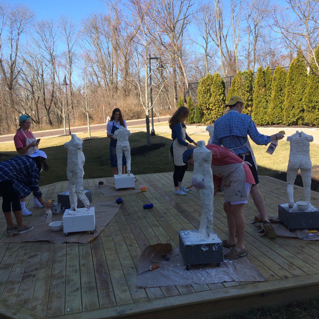 EArtteacher's tweet photo. February 24th 70 degrees! So why not take advanced of our in-progress outdoor sculpture space. https://t.co/02lWcBJpMR