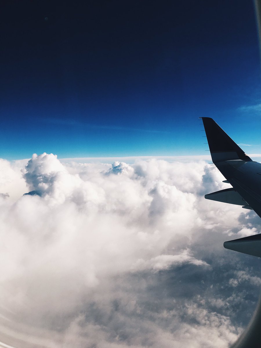 I wouldn't typically say I have a weak stomach, but today's flight is really making me question myself. Luckily the view isn't too shabby ✈️