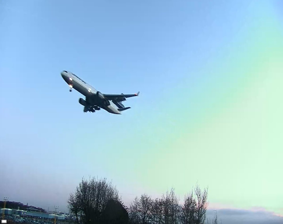 MANLiveUpdates's tweet photo. We was also early enough to capture the MD11. Go to : https://t.co/RSaRm60sxz to watch arrivals from your sofa! @mancairportlive https://t.co/lGEisUxQVg