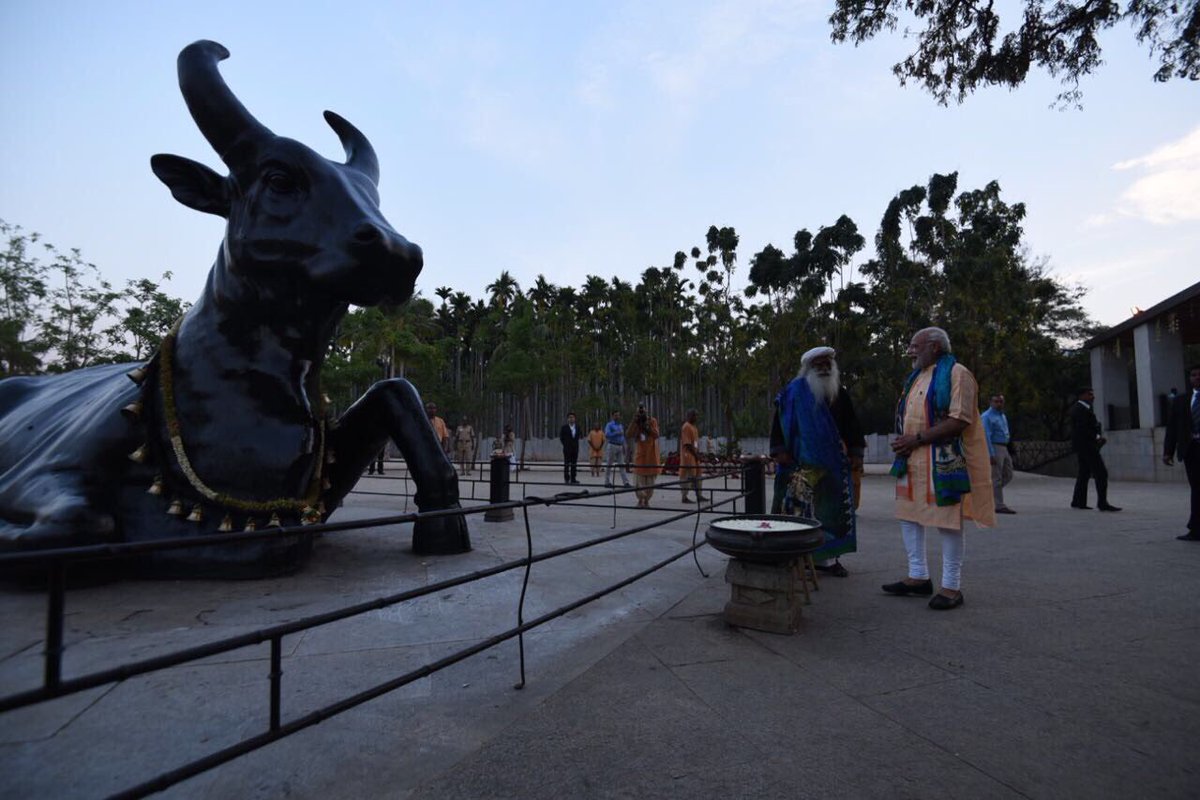 narendramodi's tweet photo. On the special occasion of Mahashivratri, unveiled 112 feet face of 'Adiyogi' at the programme organised by @ishafoundation. @SadhguruJV https://t.co/Dgr8XKnXtT