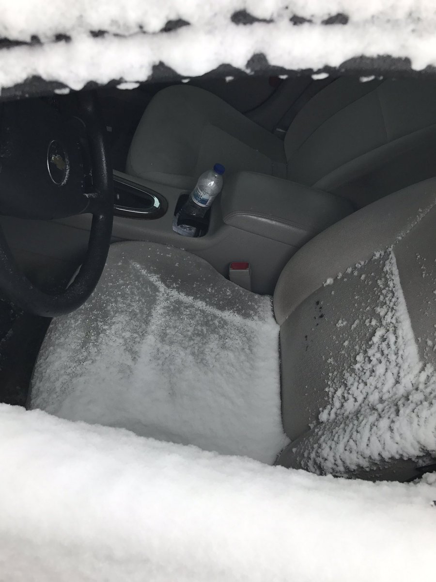 KDolbier's tweet photo. You had one job... RIP my bros car #idiot https://t.co/fmXLRqz9Fd
