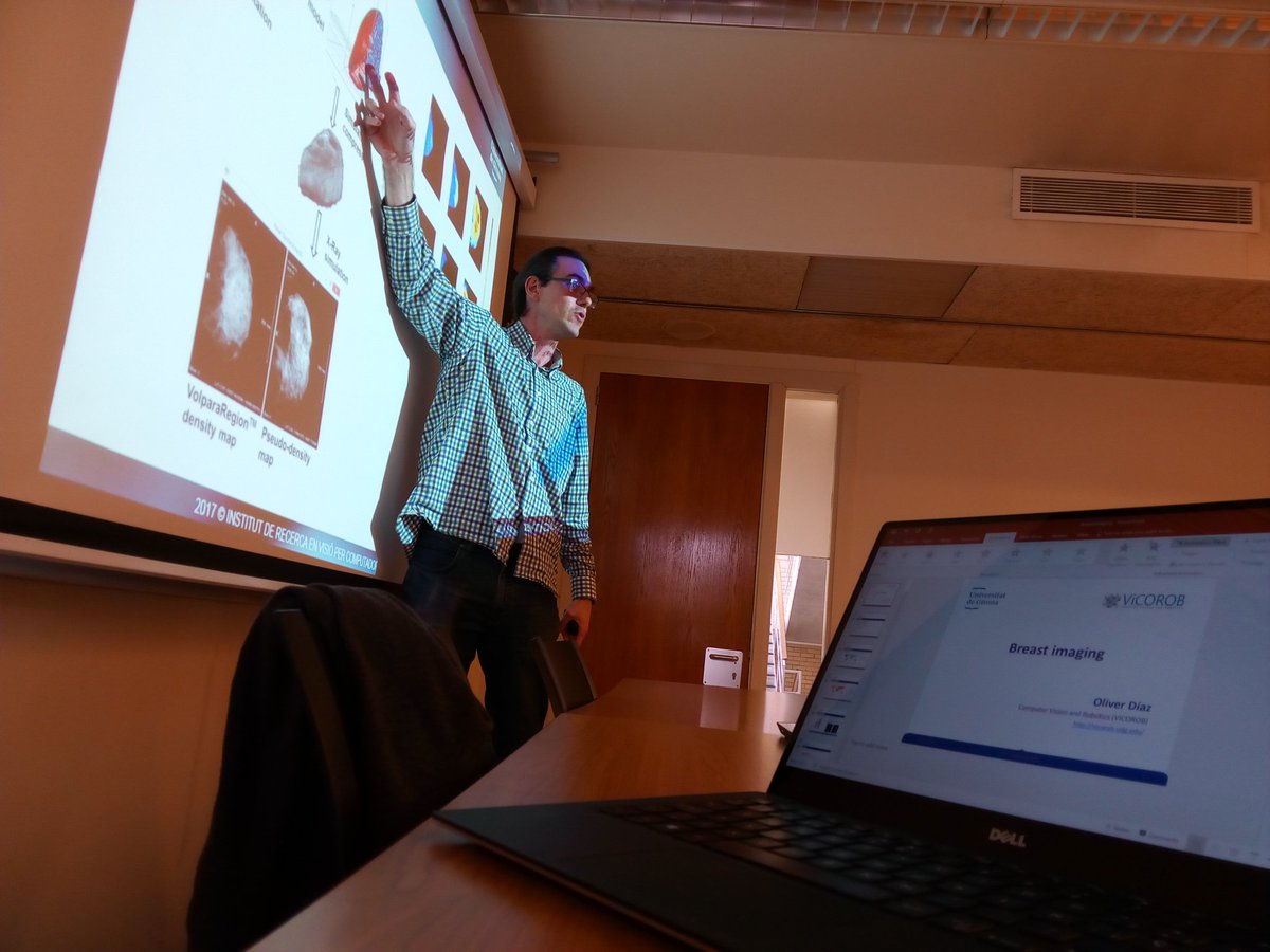 ooliverdiaz's tweet photo. Explaining #Medicalmaging research to master student of Smart Healthcare @SmartHealtcare @UdGRecerca https://t.co/gh69Ioo1lD