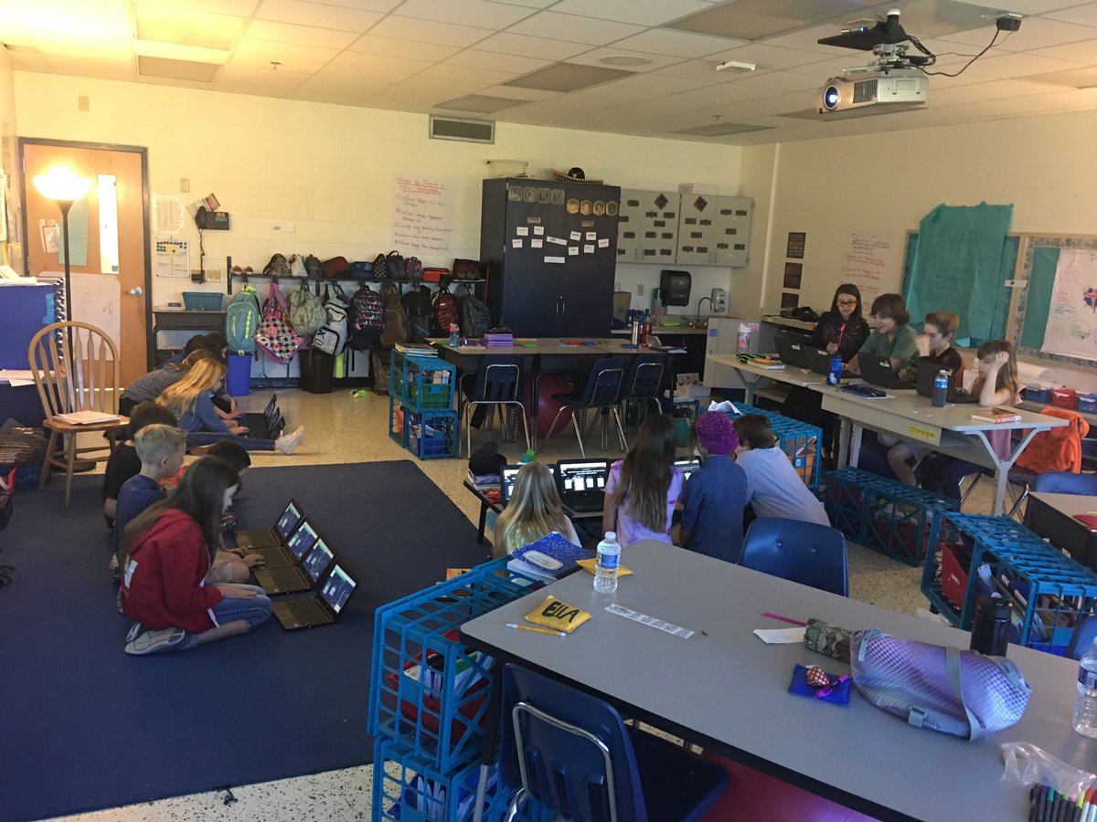 MacyBotelho's tweet image. We LOVE quizlet-live!!!! #learningisfun #teamwork #technologyandlearning @TrantwoodES @LouAnneMetzger