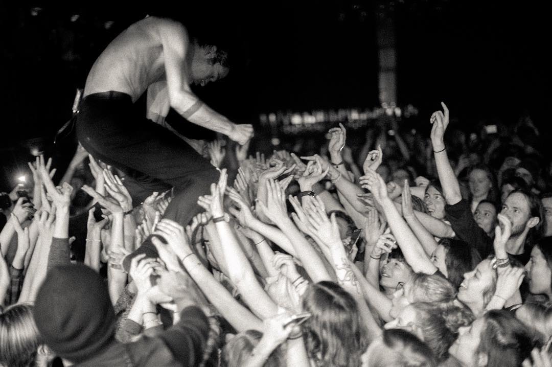CageTheElephant's tweet photo. R O C H E S T E R ‼️️
Get tix now for Cage + @chromeponyjamz at Main Street Armory on 5/27 ➡️️ https://t.co/BH9HVjh8UB
📷: Citizen Kane Wayne https://t.co/ipM8lIDz5e