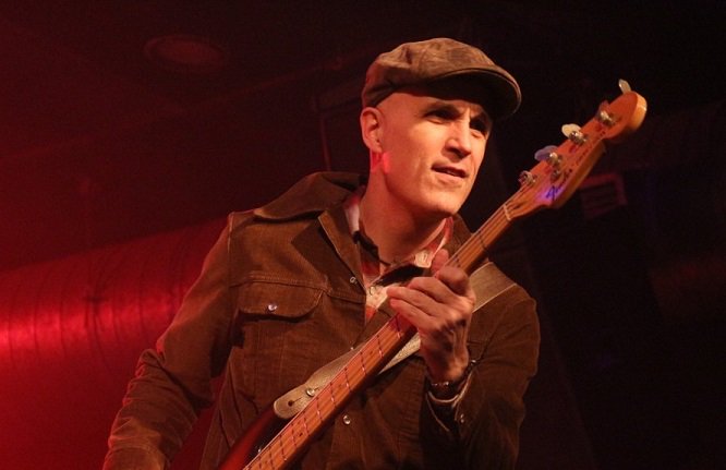 "Los artistas tienen una enorme relación con la tecnología" César Sánchez, bajista de <a href="/eldoradorock/">eldorado</a> beloud.co