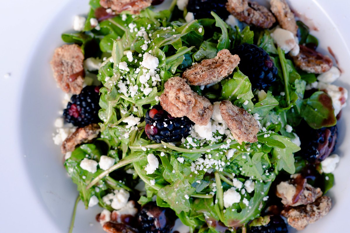 BerniesBurgers's tweet photo. Fresh arugula, candied Texas pecans, goat cheese, fresh blackberries, tossed in a blackberry jam balsamic vinaigrette. #NewMenu2017 #Salads https://t.co/rVpWJ5THxi