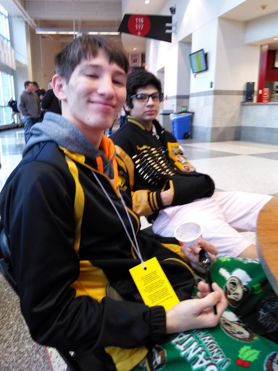 BrugPaul's tweet image. Weighed in and ready to go. D3 starts around 11:15.