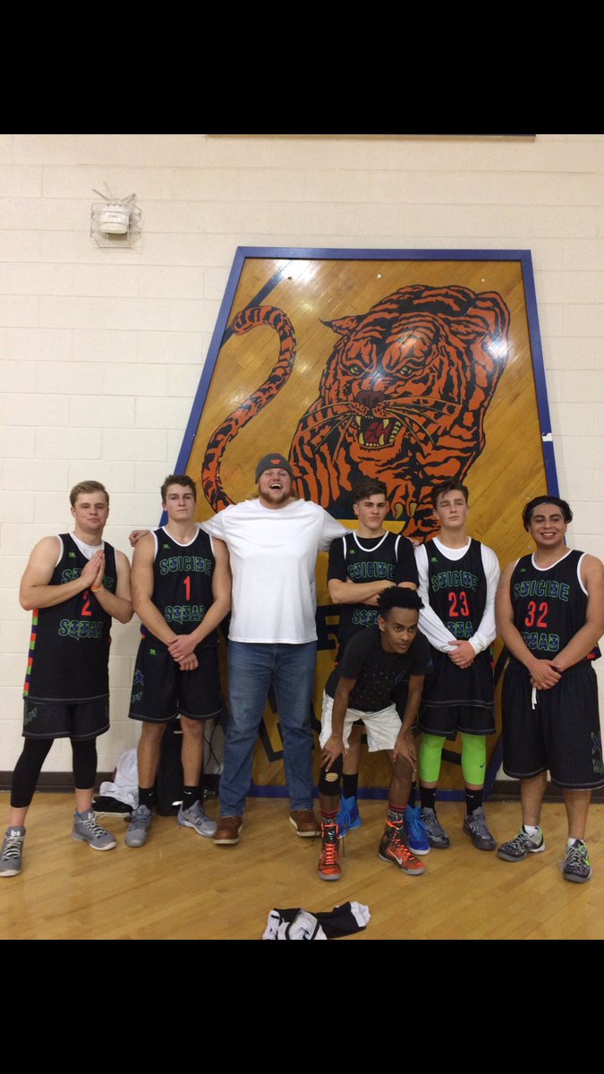 JireeRiding's tweet photo. Last regular season Come watch your fav team try to go 11-0 @7 @suicidesquadohs https://t.co/oTPl8YJuHY