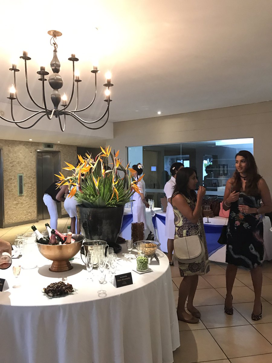 ILuvDBN's tweet photo. WIN: A half a day spa package for you and three friends. To enter Pls RT and follow @LaVitaSpas #lovelavita #durban https://t.co/4uAleNn6fK