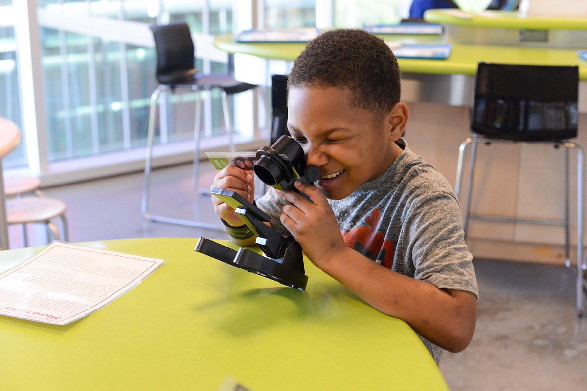 ThinkeryATX's tweet photo. Budding scientist. 🔬 https://t.co/OQeTEiFeod