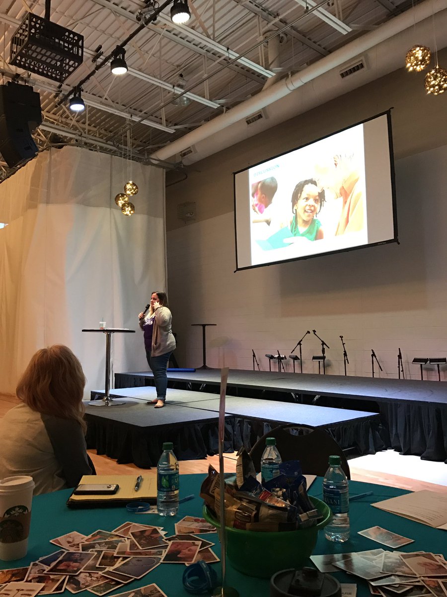 JamesEC10's tweet photo. @ajowallis leading us to be a better us! Living our cause Training! #BeCauseY https://t.co/Y83YZLhZc4