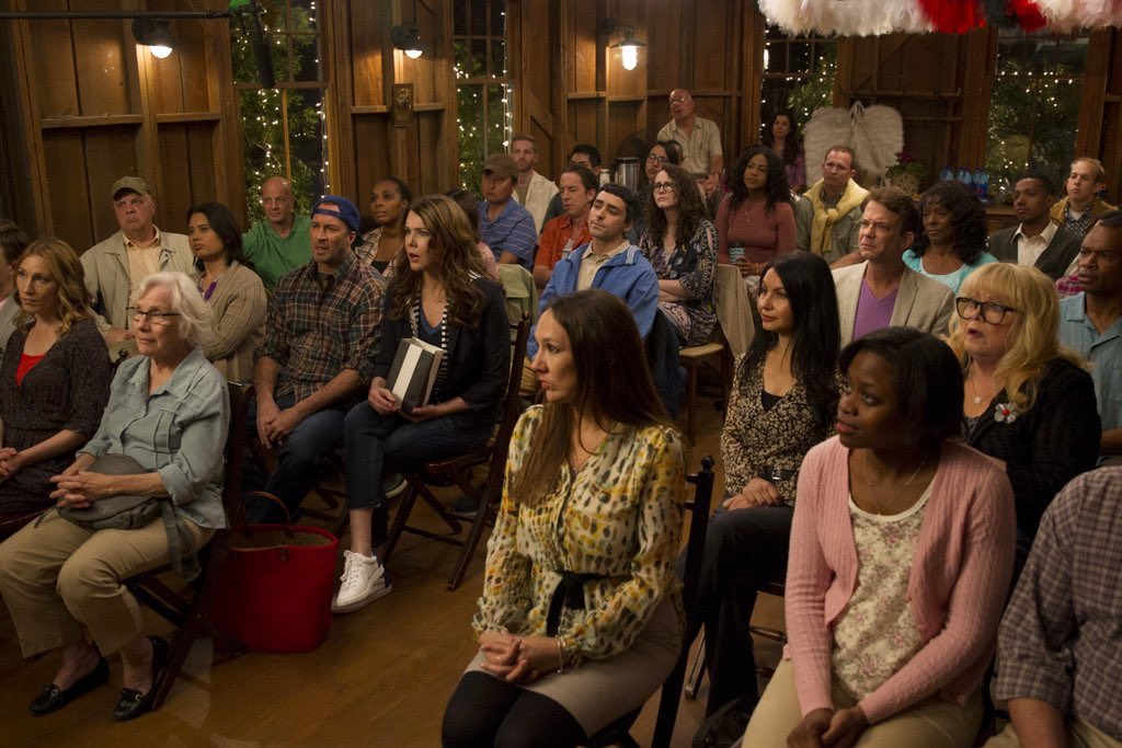 GilmoreGirrls's tweet photo. Wishing we were planning for a town meeting like this ⤵️ https://t.co/sbs8IE9W4S