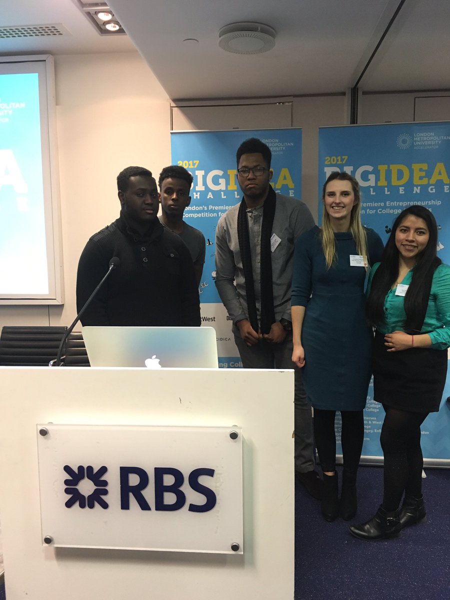 Christina_EHWLC's tweet photo. Well done and thank you Lizzy @LizziesturgeonX from Microsoft Bing for your help! @EHWLC @AcceleratorUK #bigIdea17 #EHWLC #Enterprise https://t.co/RDW6U3rTDj