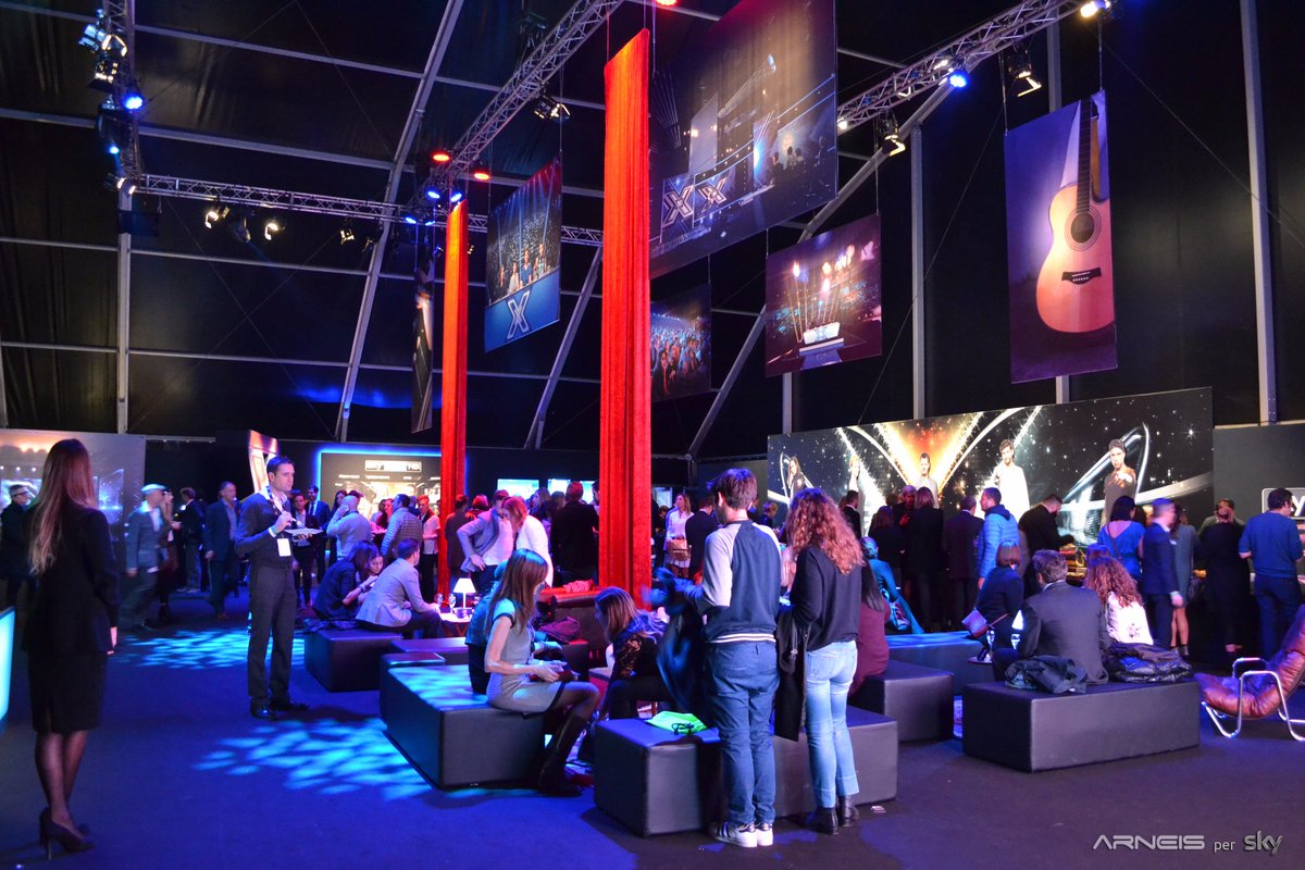 .<a href="/bhappy_it/">B-HAPPY</a> ha lavorato a #XFACTOR 2016 con <a href="/ClairBrothersID/">Clair Brothers ID</a>  bit.ly/2lNneMp