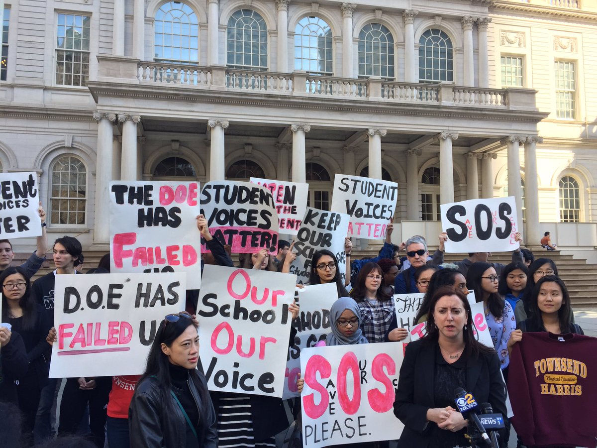 Nily Rozic 李羅莎 tweet media