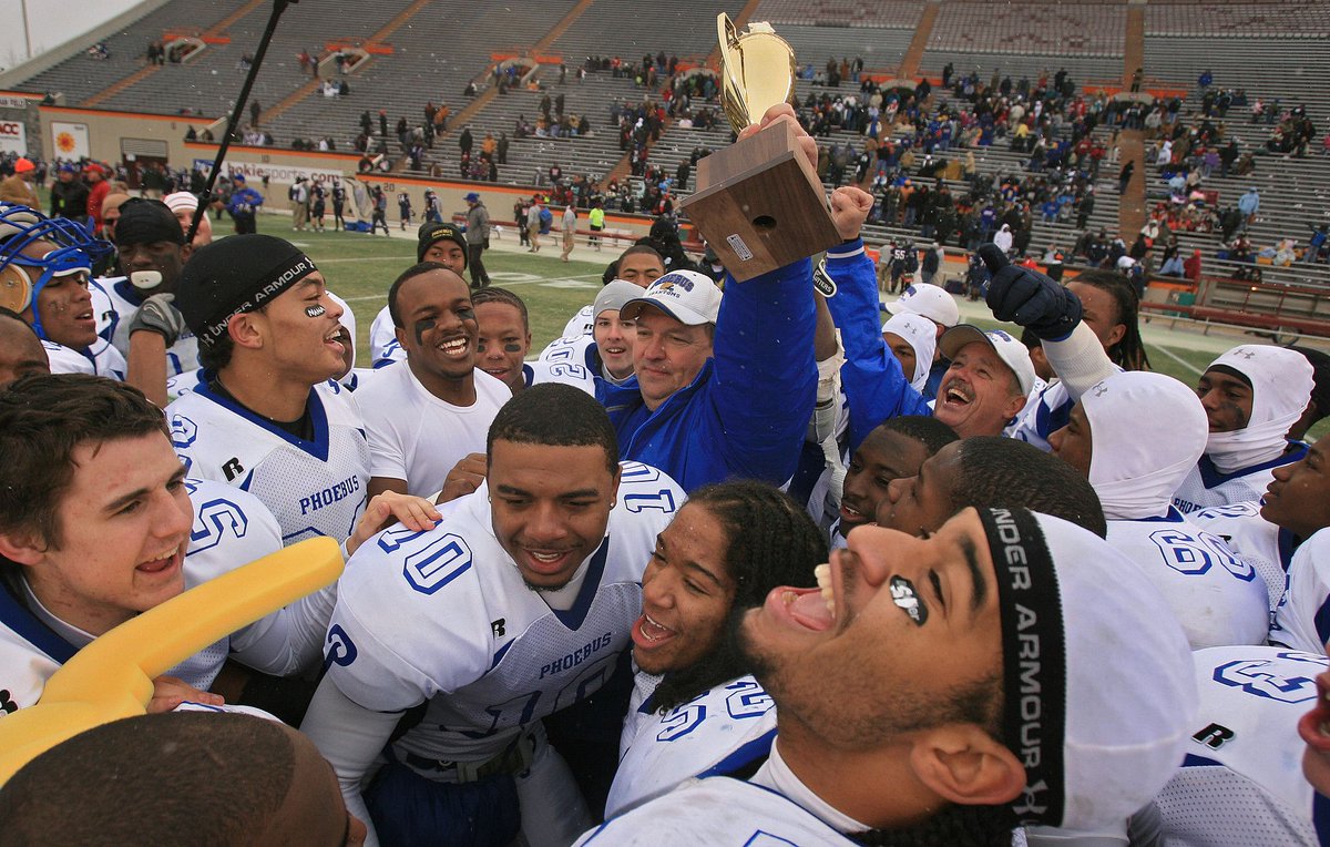 Daily_Press: Coach Bill Dee: A Life in Football bit.ly/2lhPMuf