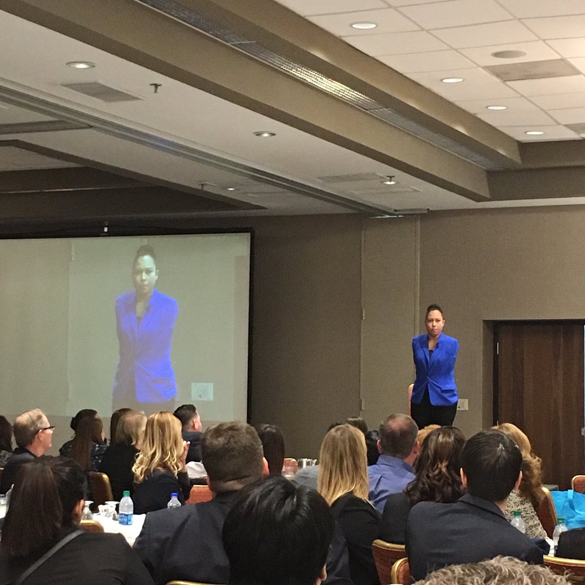 __SOTR__'s tweet photo. Yesterday: @jess_feet delivering #keynote for #BAMMRELO (photo cred. @urbandoorco) https://t.co/seNRk4dh1t