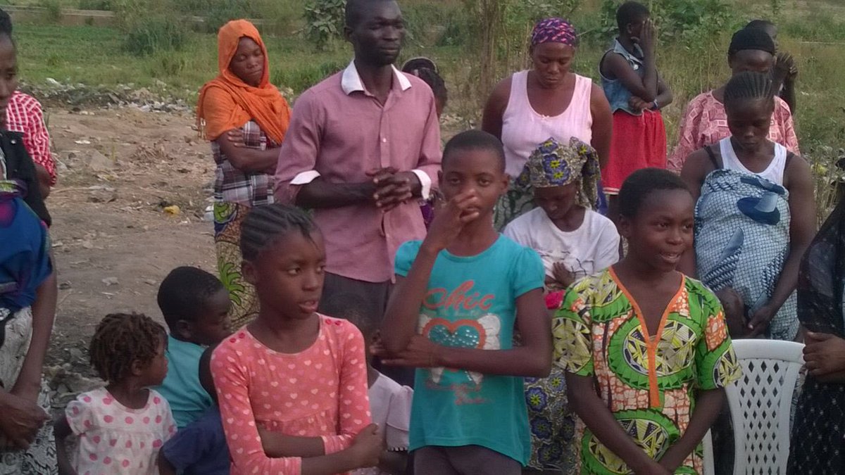 DianaSillo's tweet photo. Giving #everychild a chance to #feed & #smile. MoeSillo projects #charity #SGDs #Feedhouse #Abuja #zerohunger #eradicatepoverty https://t.co/gnHAmlaHef