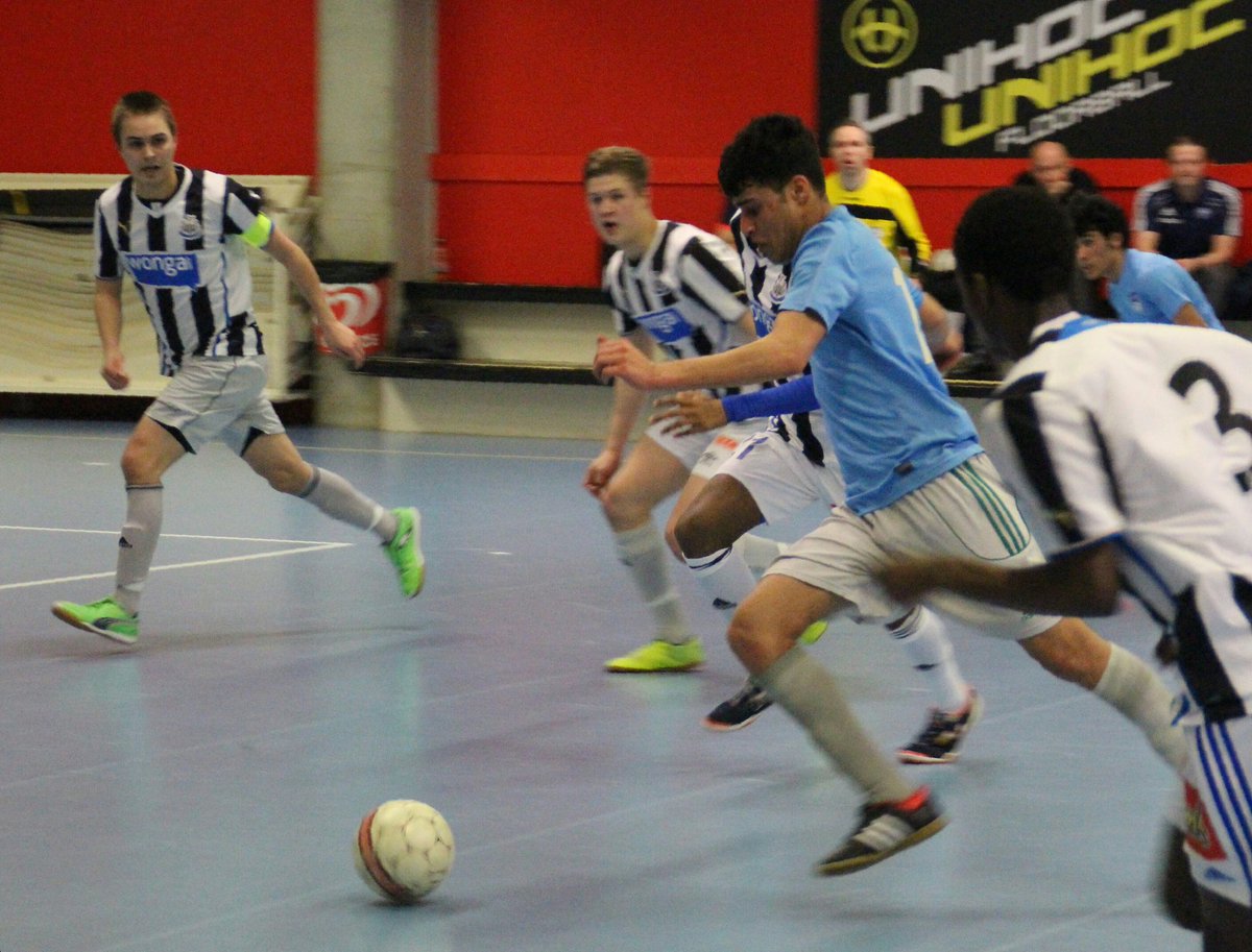varginigrav's tweet photo. Futsal U20 Game #Futsal7 vs. #HJK ongoing 4 - 3 when 25 min played https://t.co/GQL89P1Uxp